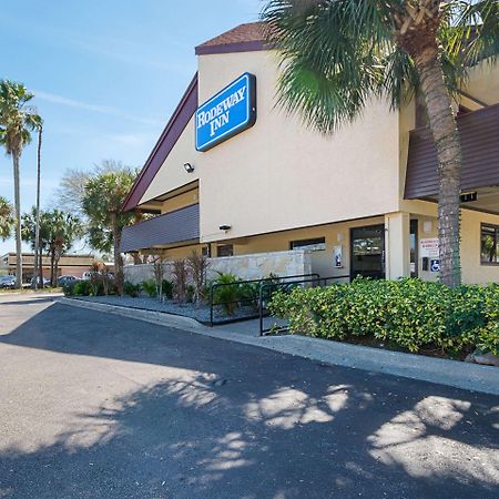 Bay Inn On Busch Tampa Dış mekan fotoğraf