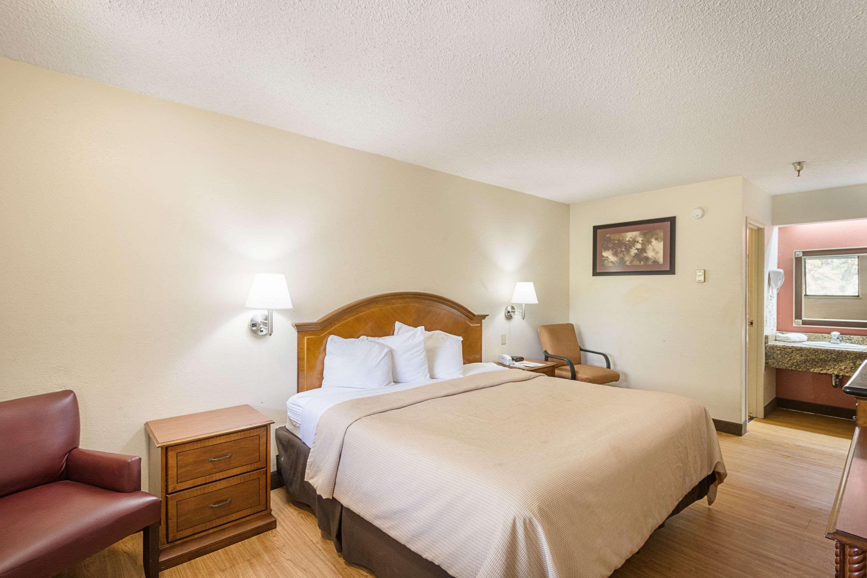 Bay Inn On Busch Tampa Dış mekan fotoğraf