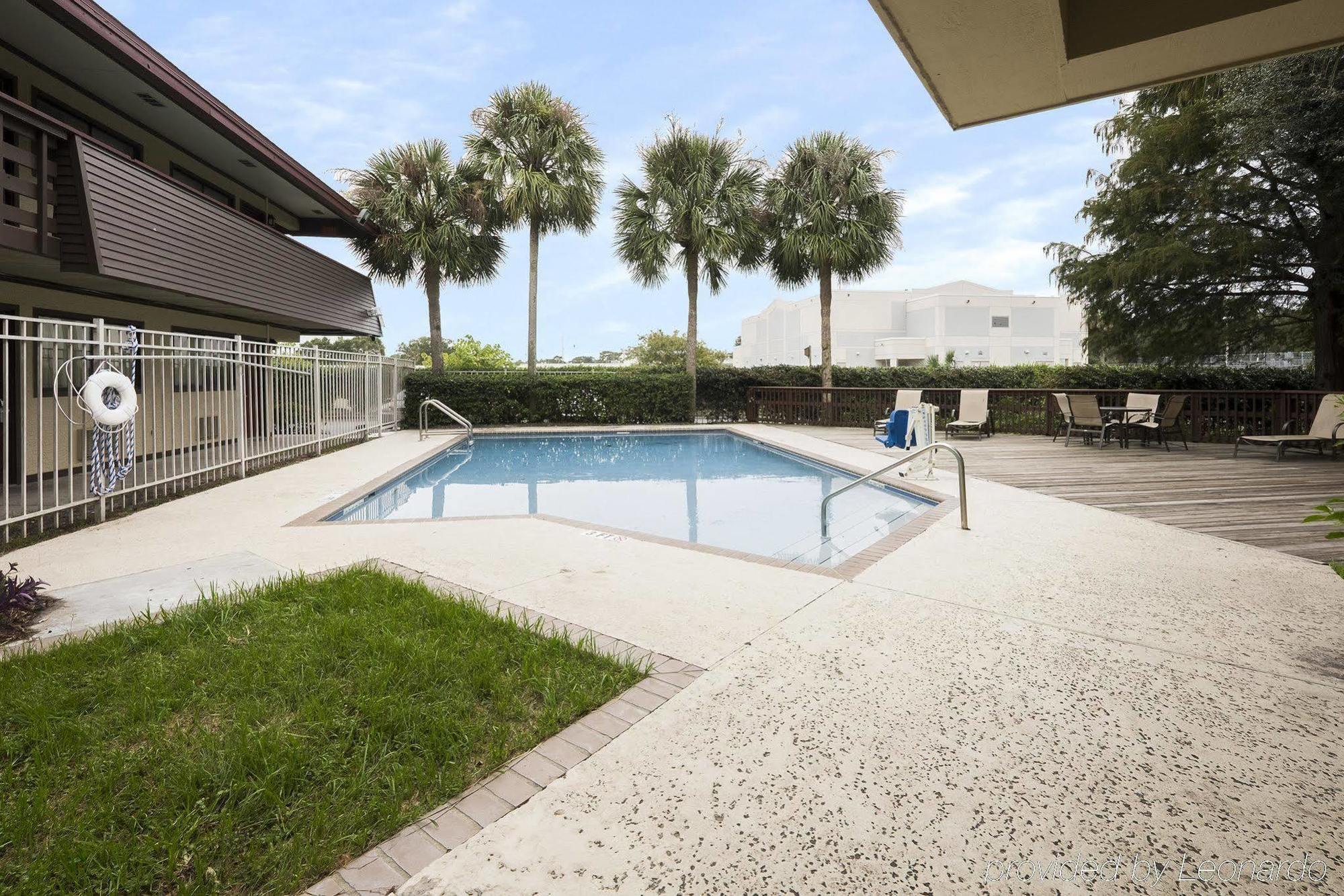 Bay Inn On Busch Tampa Dış mekan fotoğraf